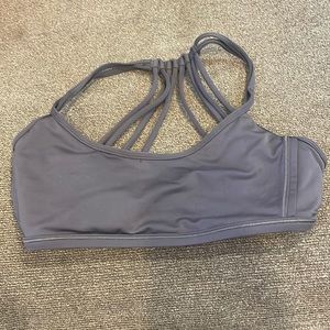 Lulu lemon sports bra